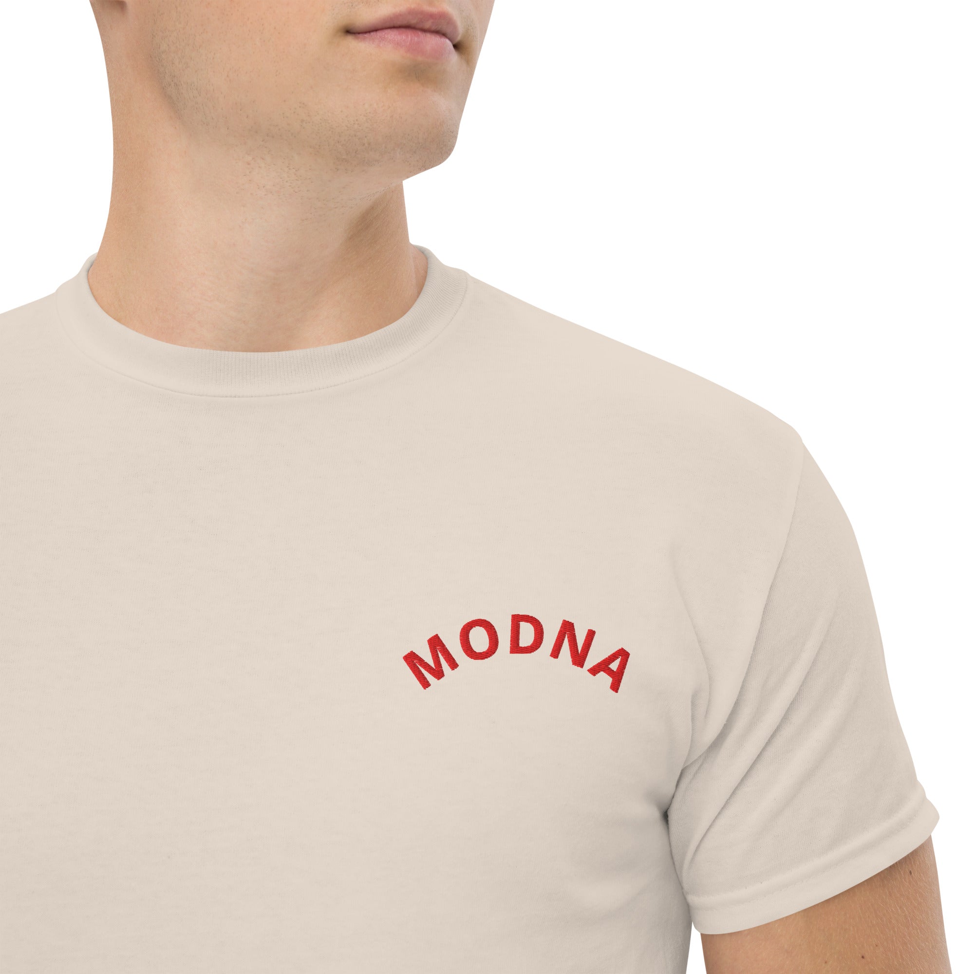 T-Shirt Unisex Ricamata 100% Cotone – Confortevole – Design Modna-Biiply