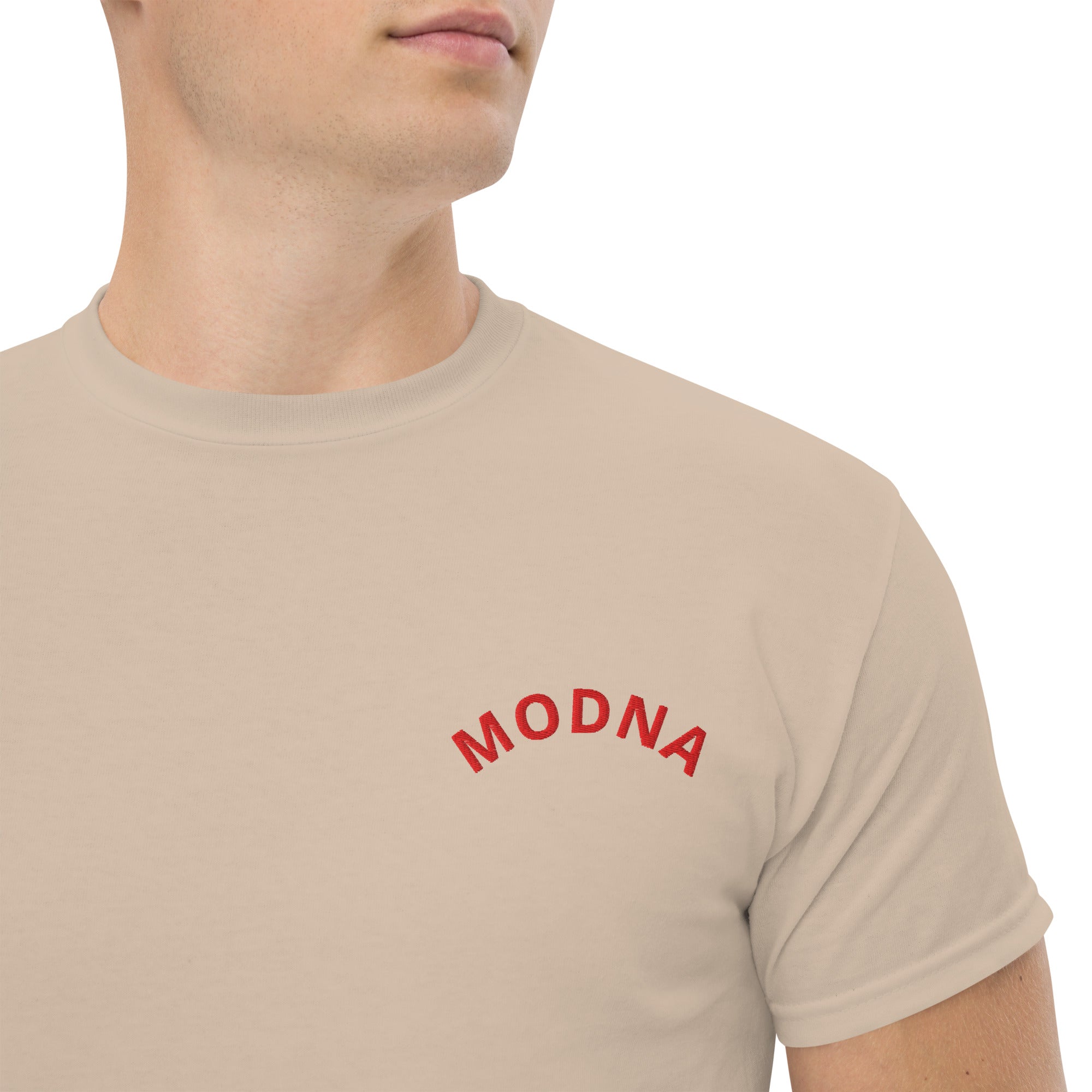 T-Shirt Unisex Ricamata 100% Cotone – Confortevole – Design Modna-Biiply