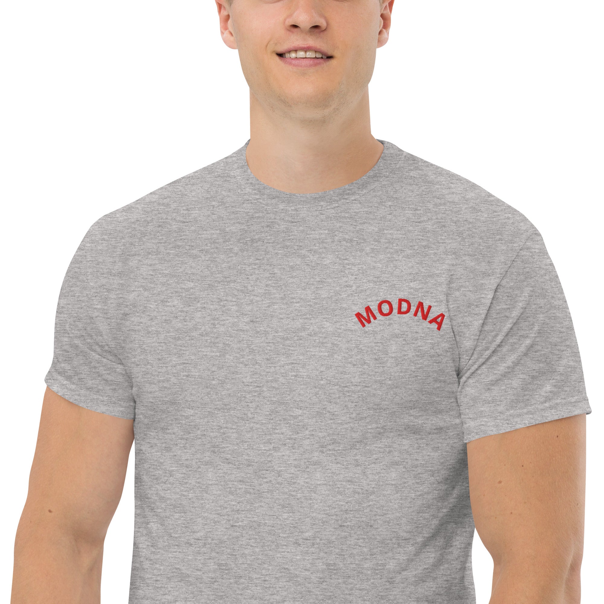 T-Shirt Unisex Ricamata 100% Cotone – Confortevole – Design Modna-Biiply