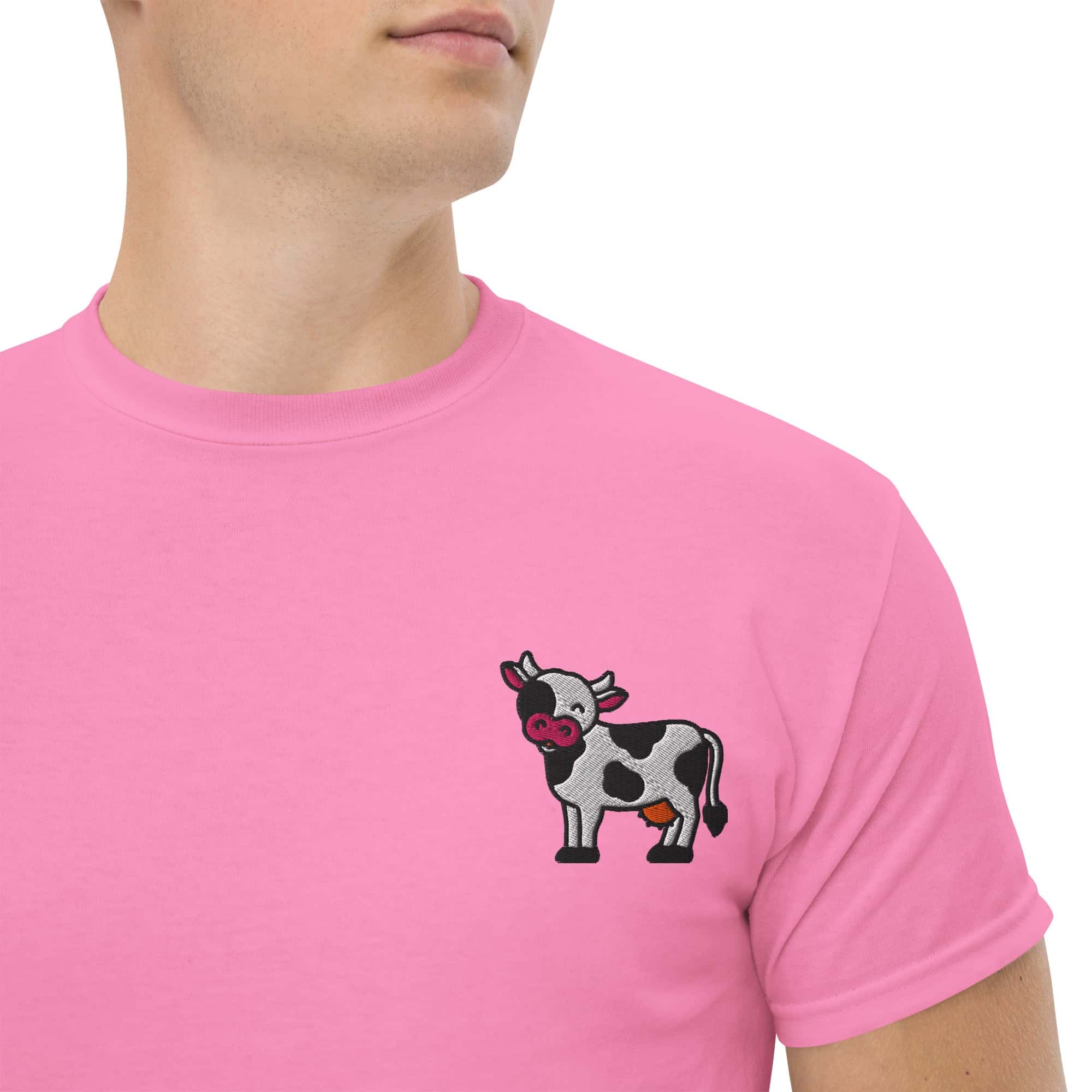 T-Shirt Unisex Ricamata 100% Cotone – Confortevole – Design Mucca-Biiply