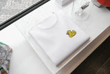 T-Shirt Unisex Ricamata 100% Cotone – Confortevole – Design Paperella