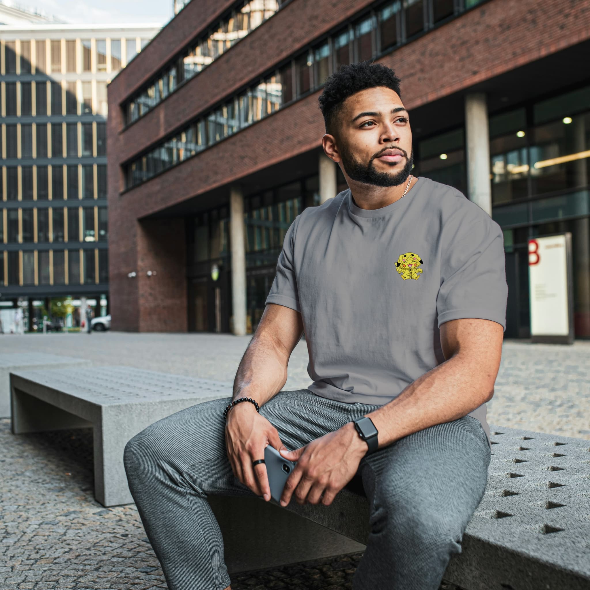 T-Shirt Unisex Ricamata 100% Cotone – Confortevole – Design Piccolo Pikachu - 18 - Biiply - Inizia Il tuo progetto