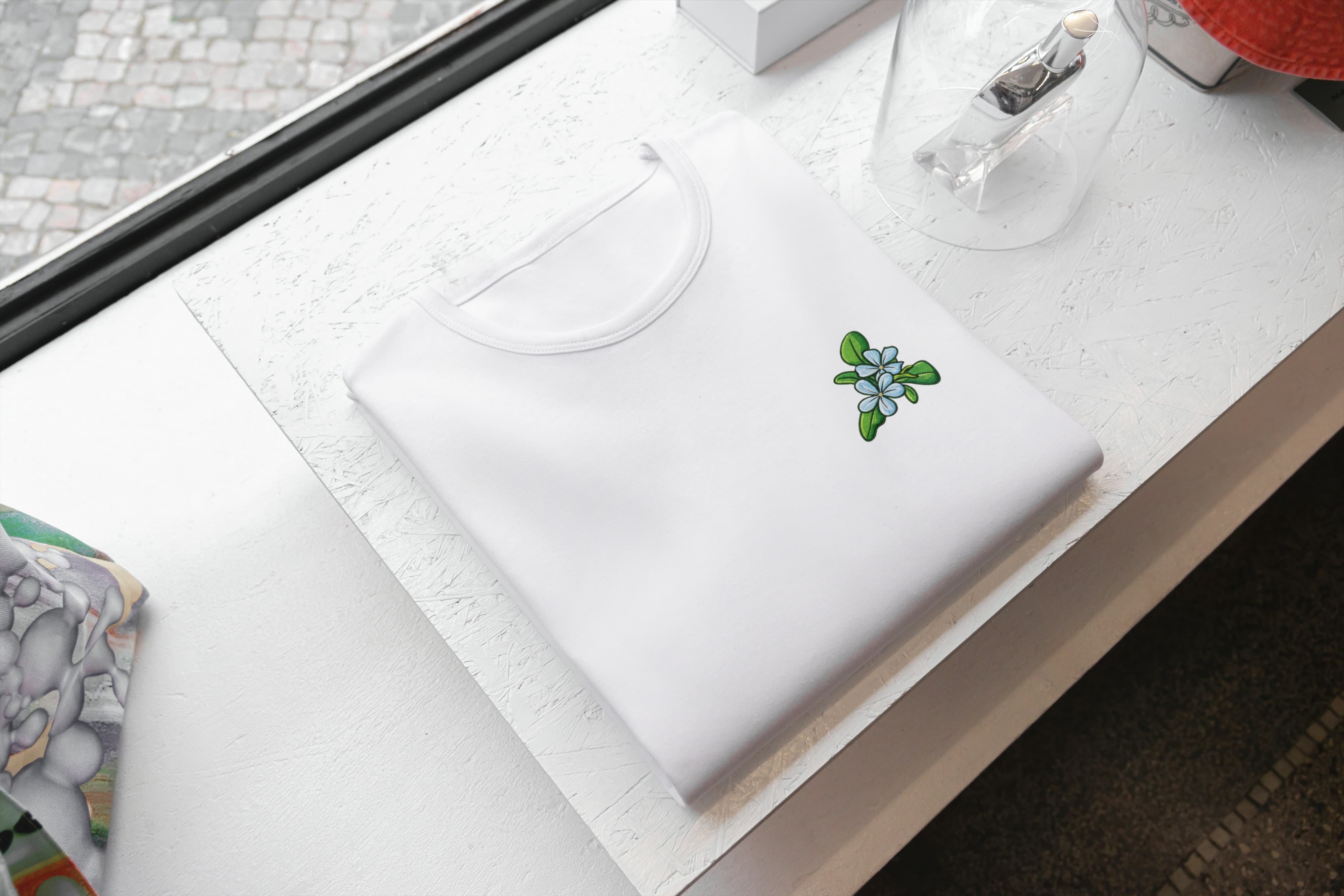 T-Shirt Unisex Ricamata 100% Cotone – Confortevole – Design Plumeria-Biiply