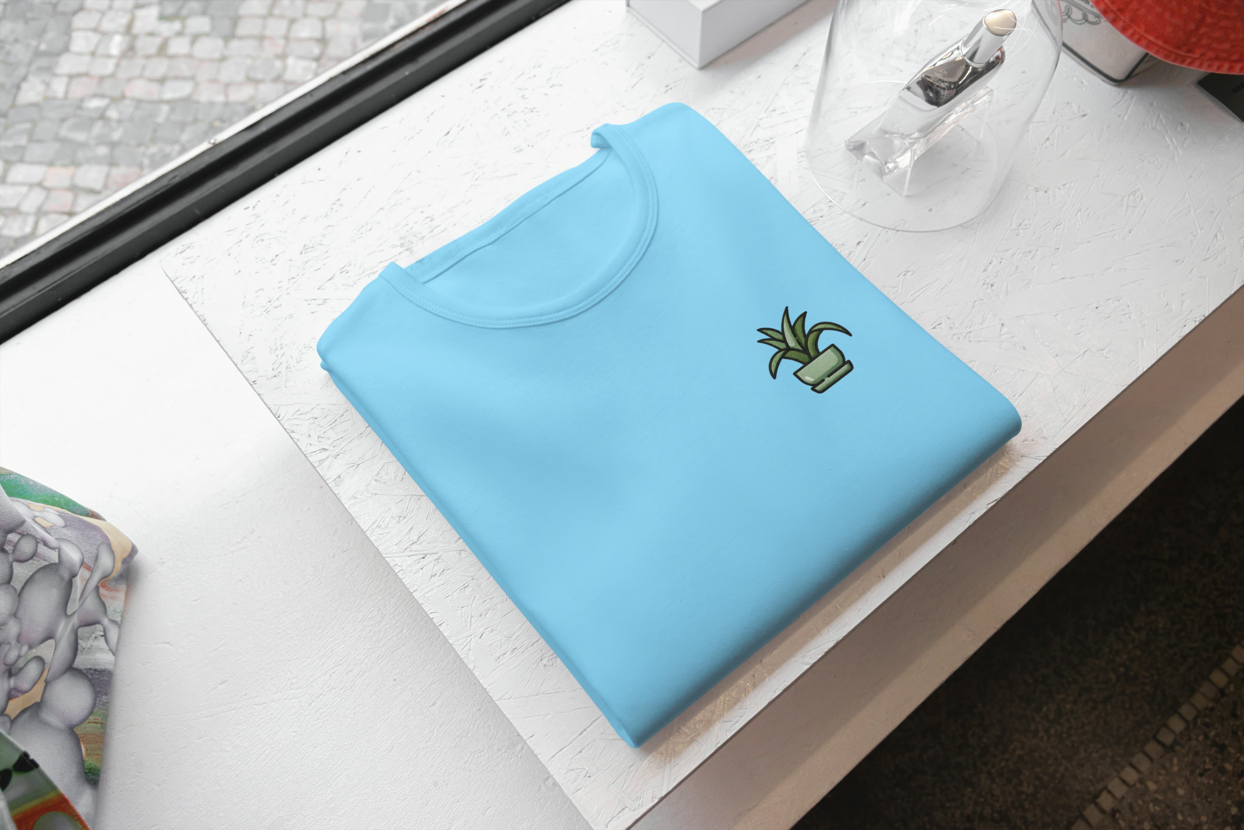 T-Shirt Unisex Ricamata 100% Cotone – Confortevole – Design Sanseveria-Biiply