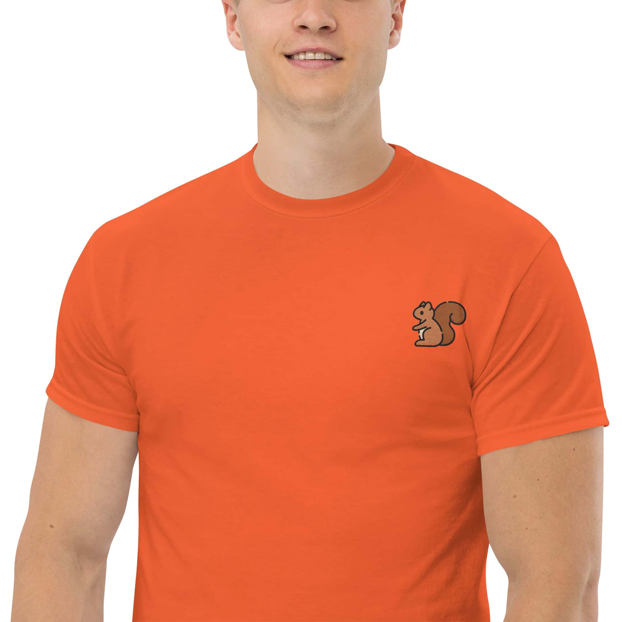 T-Shirt Unisex Ricamata 100% Cotone – Confortevole – Design Scoiattolo-Biiply