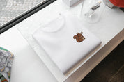 T-Shirt Unisex Ricamata 100% Cotone – Confortevole – Design Scoiattolo con farfalla-Biiply