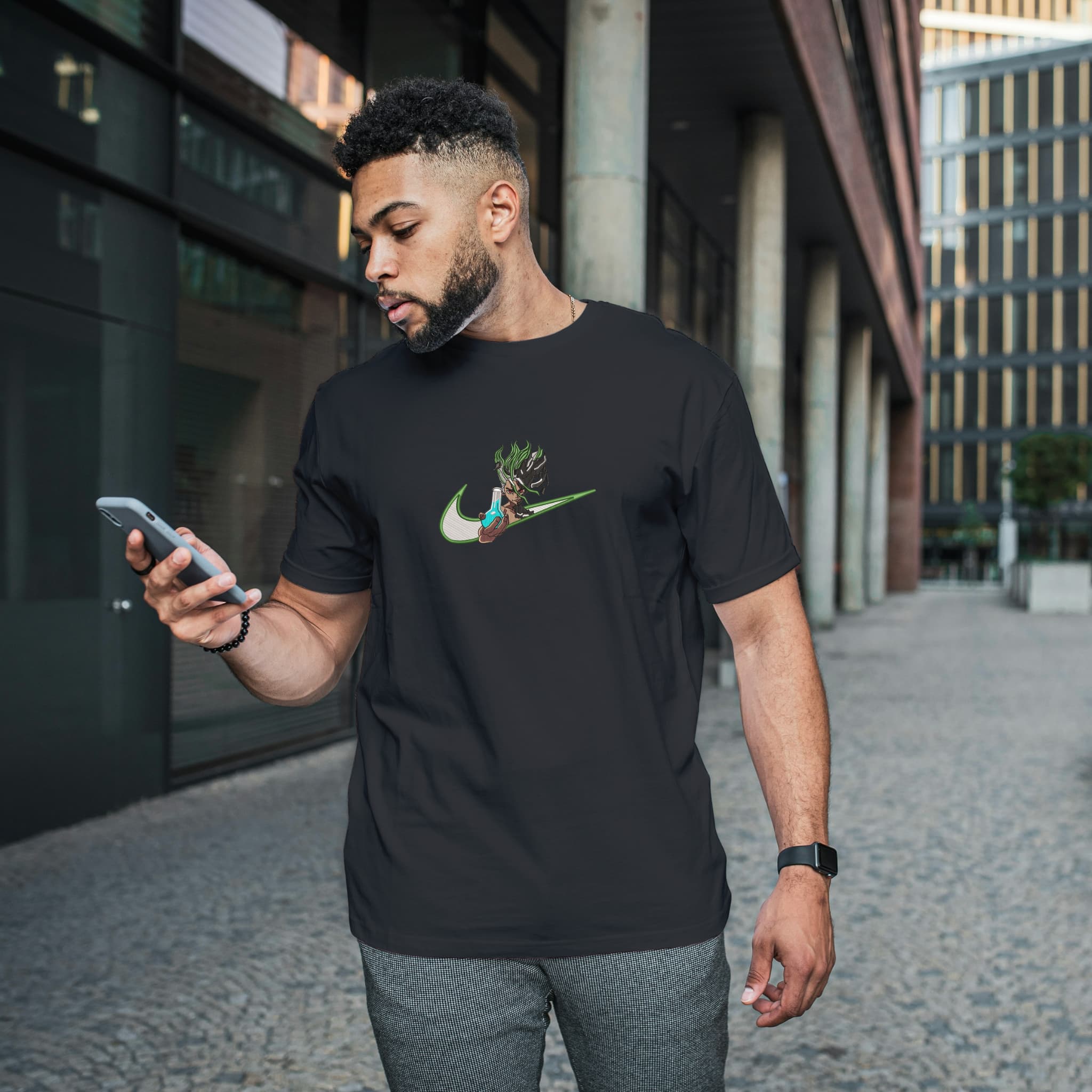 Camiseta Unisex Bordada 100% Algodón – Cómoda – Diseño Swoosh Dr.stone