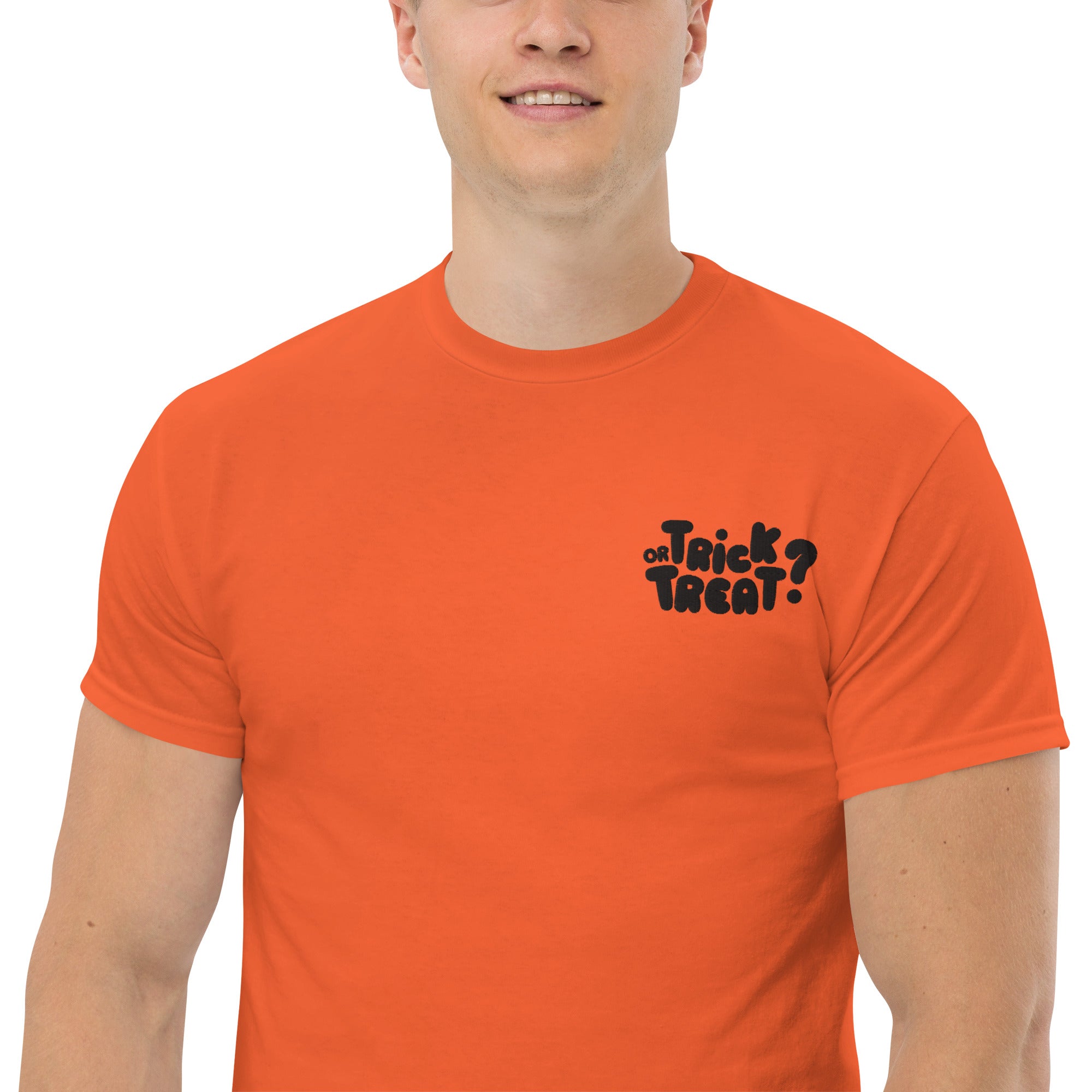 T-Shirt Unisex Ricamata 100% Cotone – Confortevole – Design Trick or Treat - 3 - Biiply - Inizia Il tuo progetto
