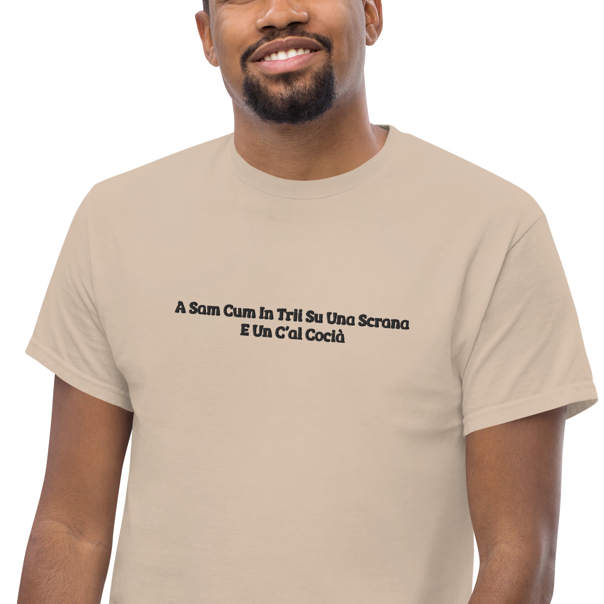 T-Shirt Unisex Ricamata 100% Cotone – Confortevole – Design Una Scrana-Biiply