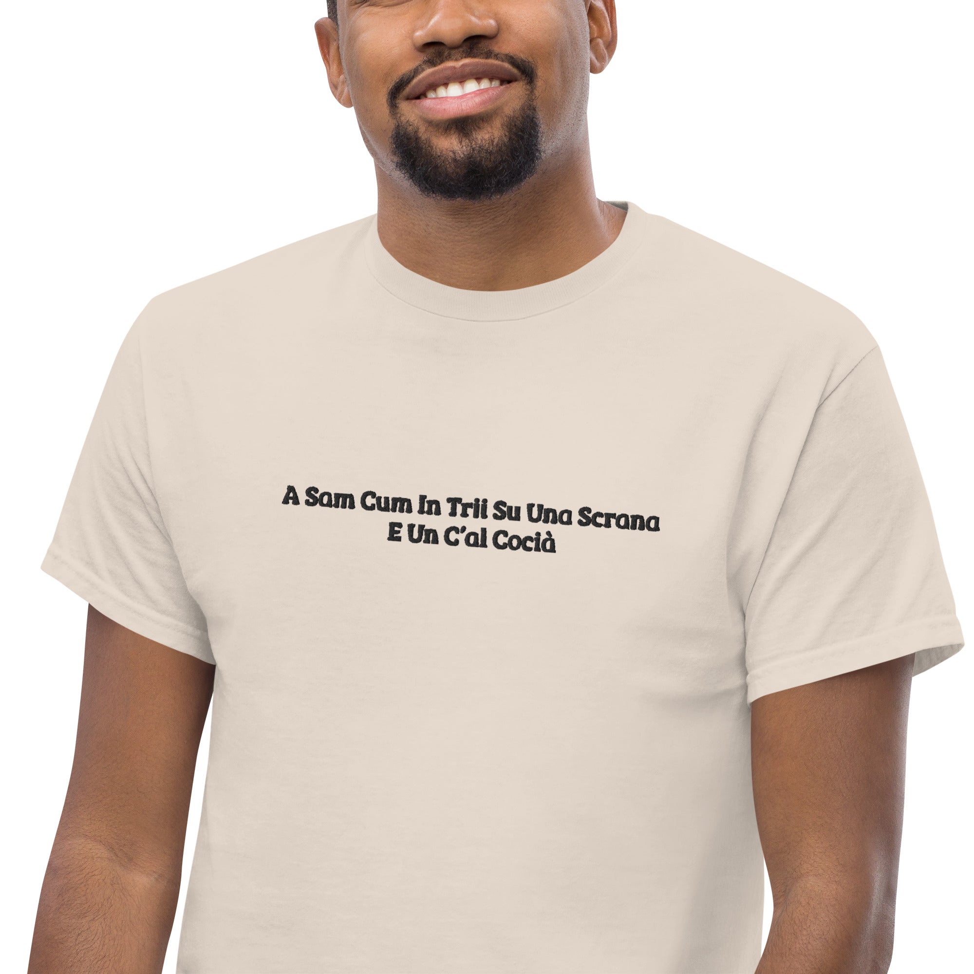 T-Shirt Unisex Ricamata 100% Cotone – Confortevole – Design Una Scrana-Biiply
