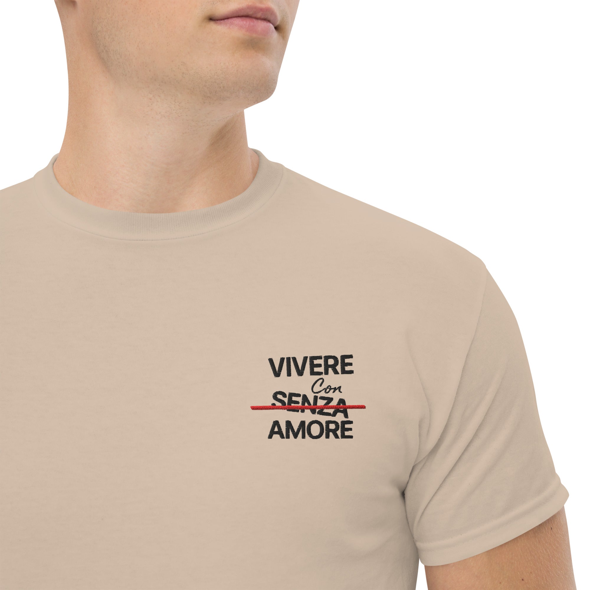 T-Shirt Unisex Ricamata 100% Cotone – Confortevole – Design Vivere Senza Amore-Biiply