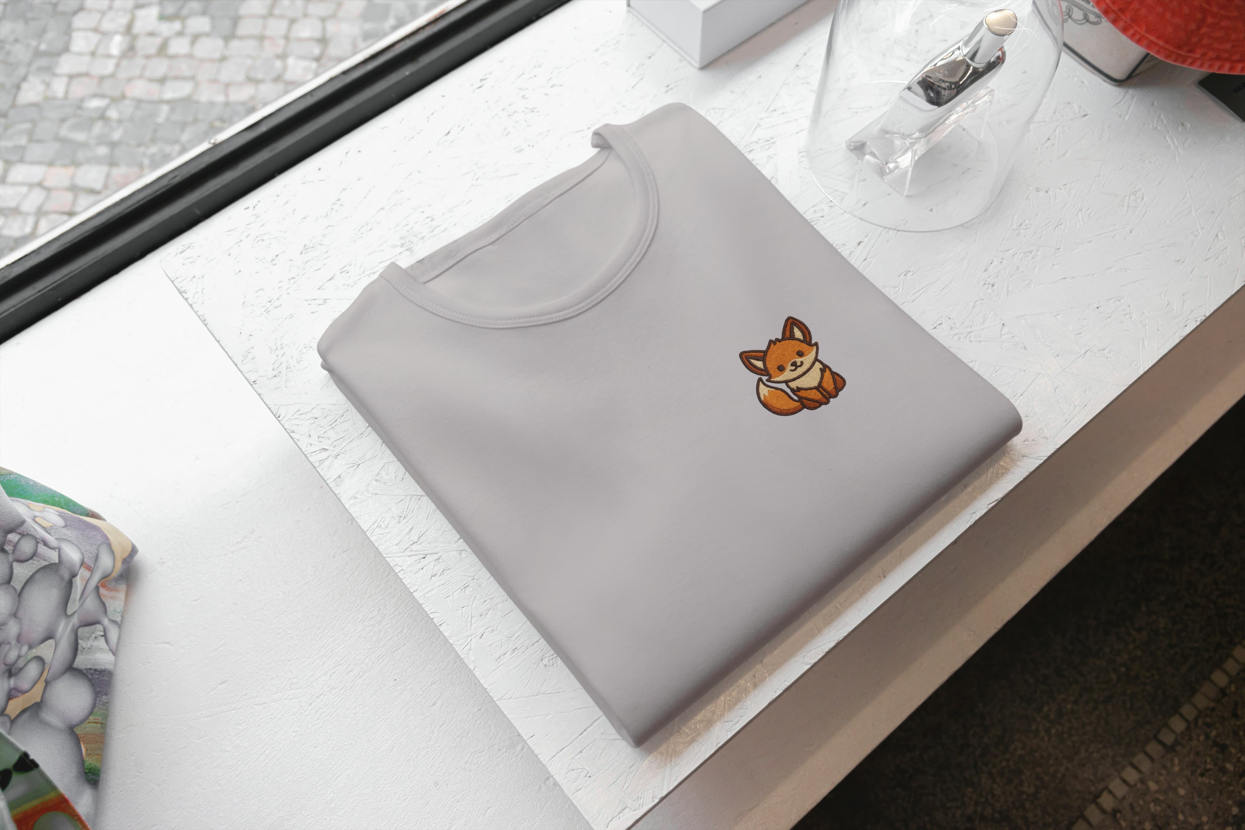 T-Shirt Unisex Ricamata 100% Cotone – Confortevole – Design Volpe-Biiply