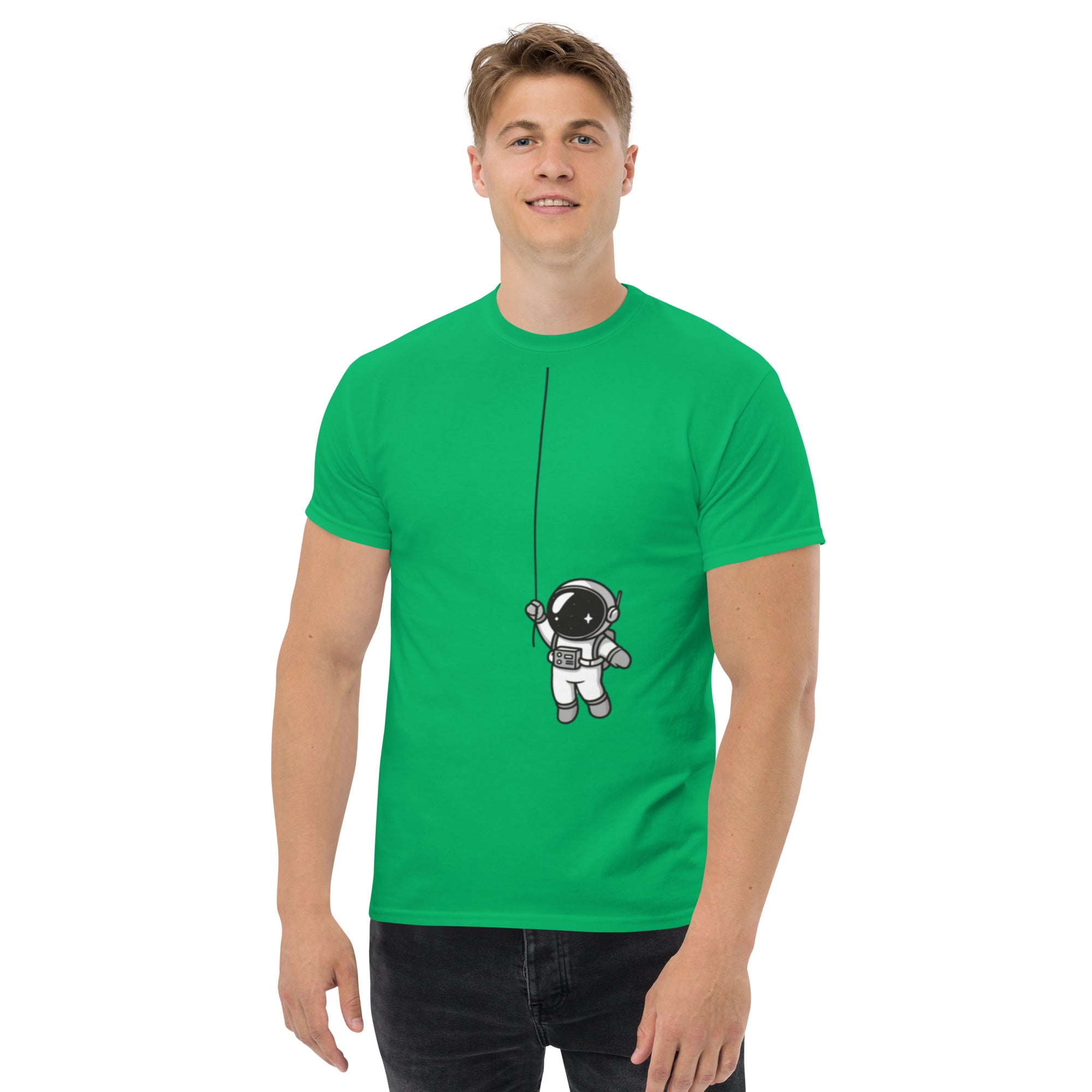 T-Shirt Unisex Stampata 100% Cotone – Confortevole – Design Astronauta Appeso-Biiply