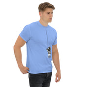 T-Shirt Unisex Stampata 100% Cotone – Confortevole – Design Astronauta Appeso-Biiply
