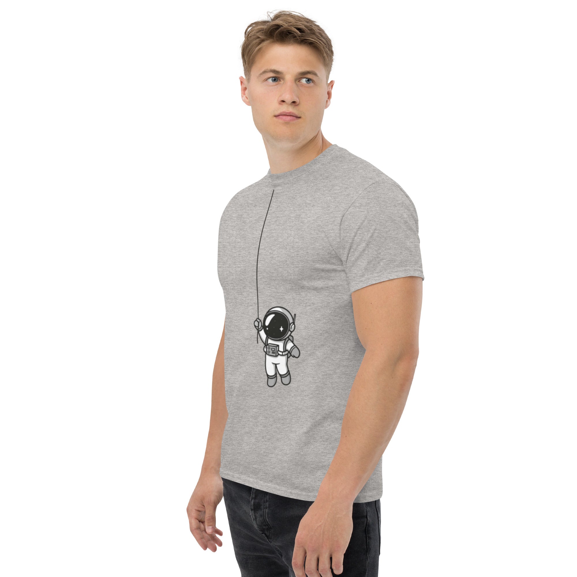 T-Shirt Unisex Stampata 100% Cotone – Confortevole – Design Astronauta Appeso-Biiply