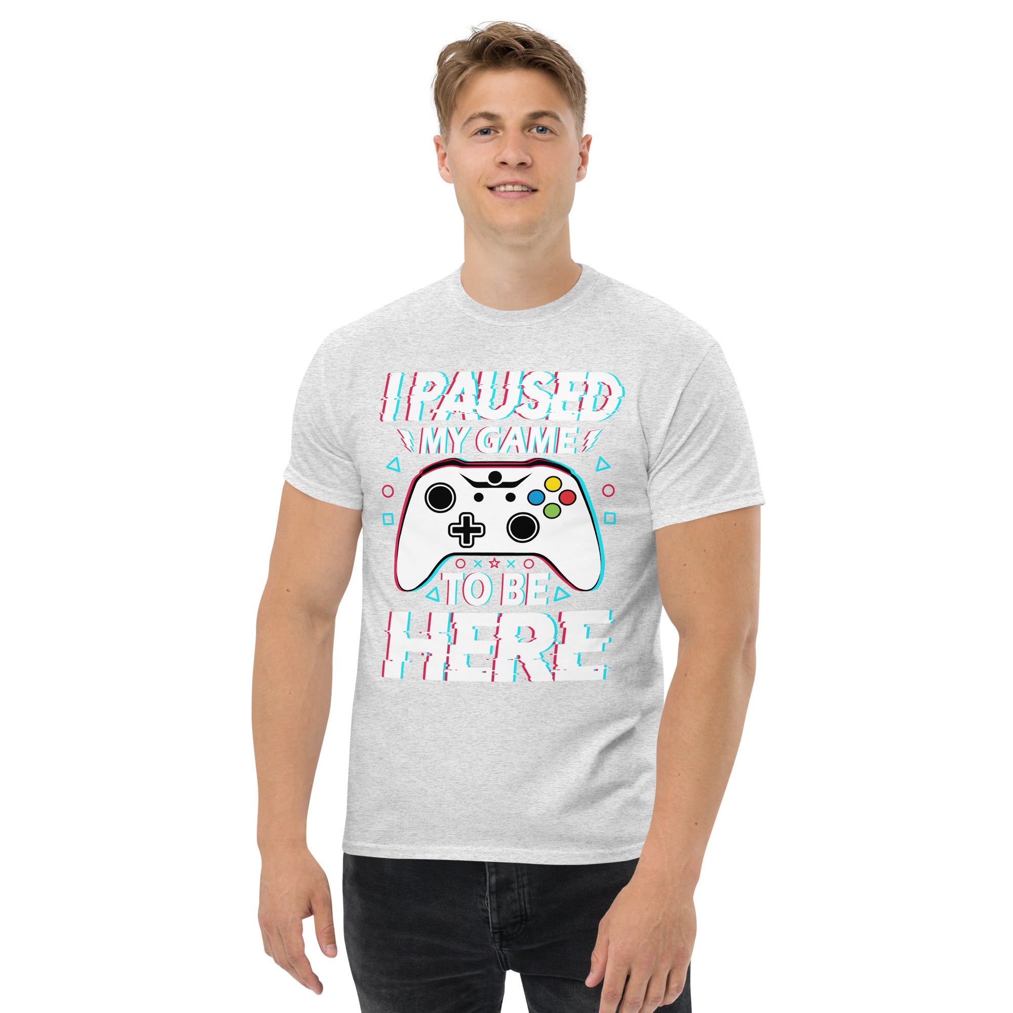 T-Shirt Unisex Stampata 100% Cotone – Confortevole – Design I'm Paused My Game To Be Here-Biiply