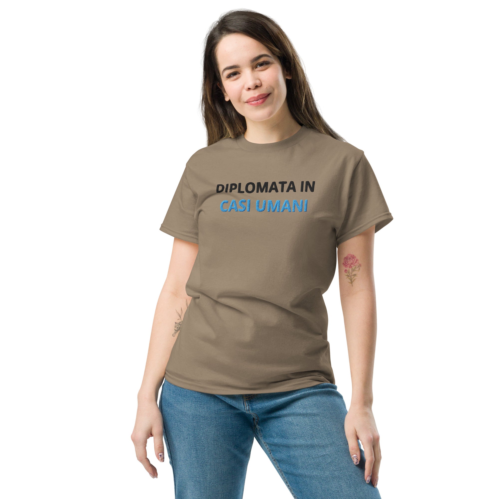 T-shirt Ricamata Unisex Diplomata in casi umani