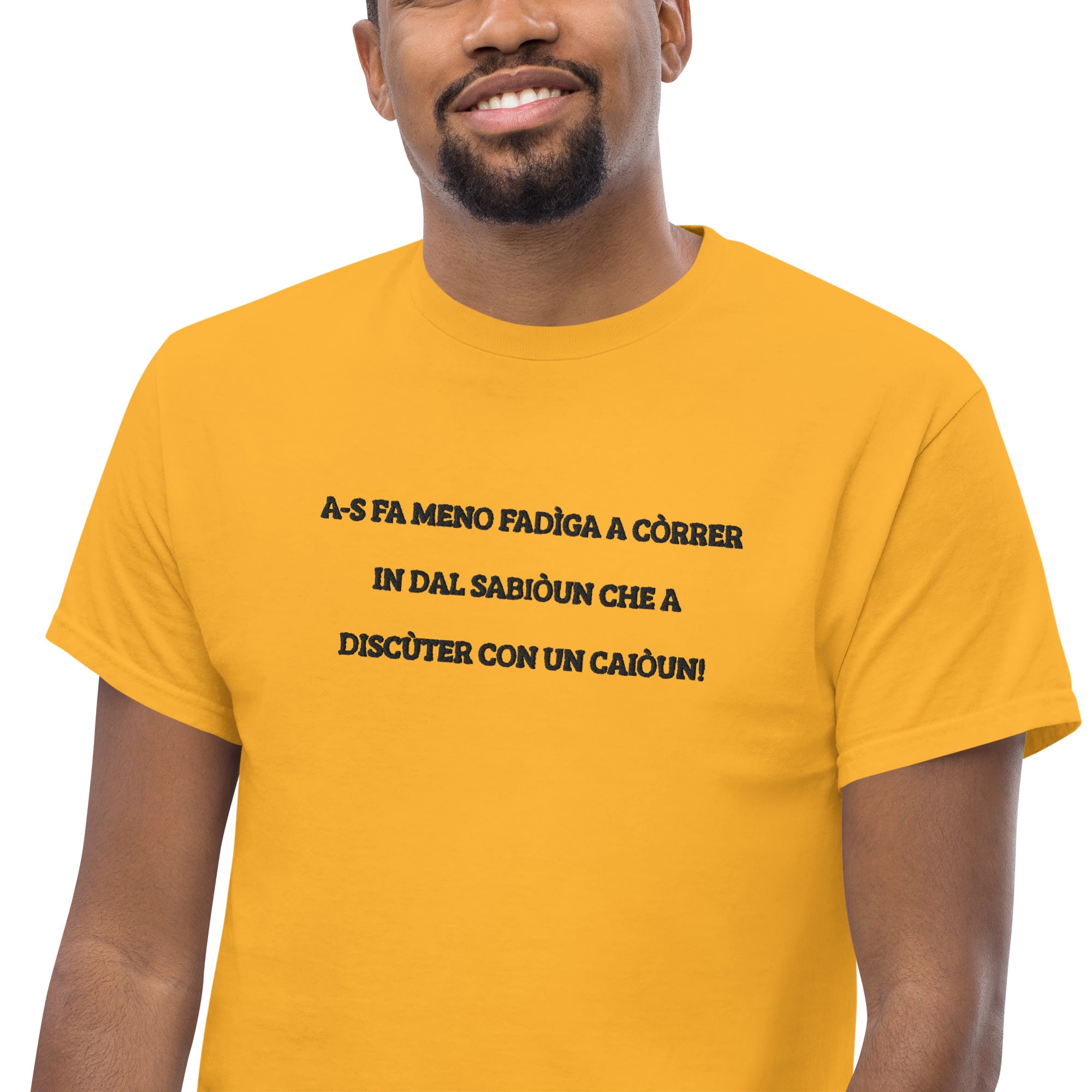 T-shirt Unisex Ricamata Discùter Con Un Caiòun!