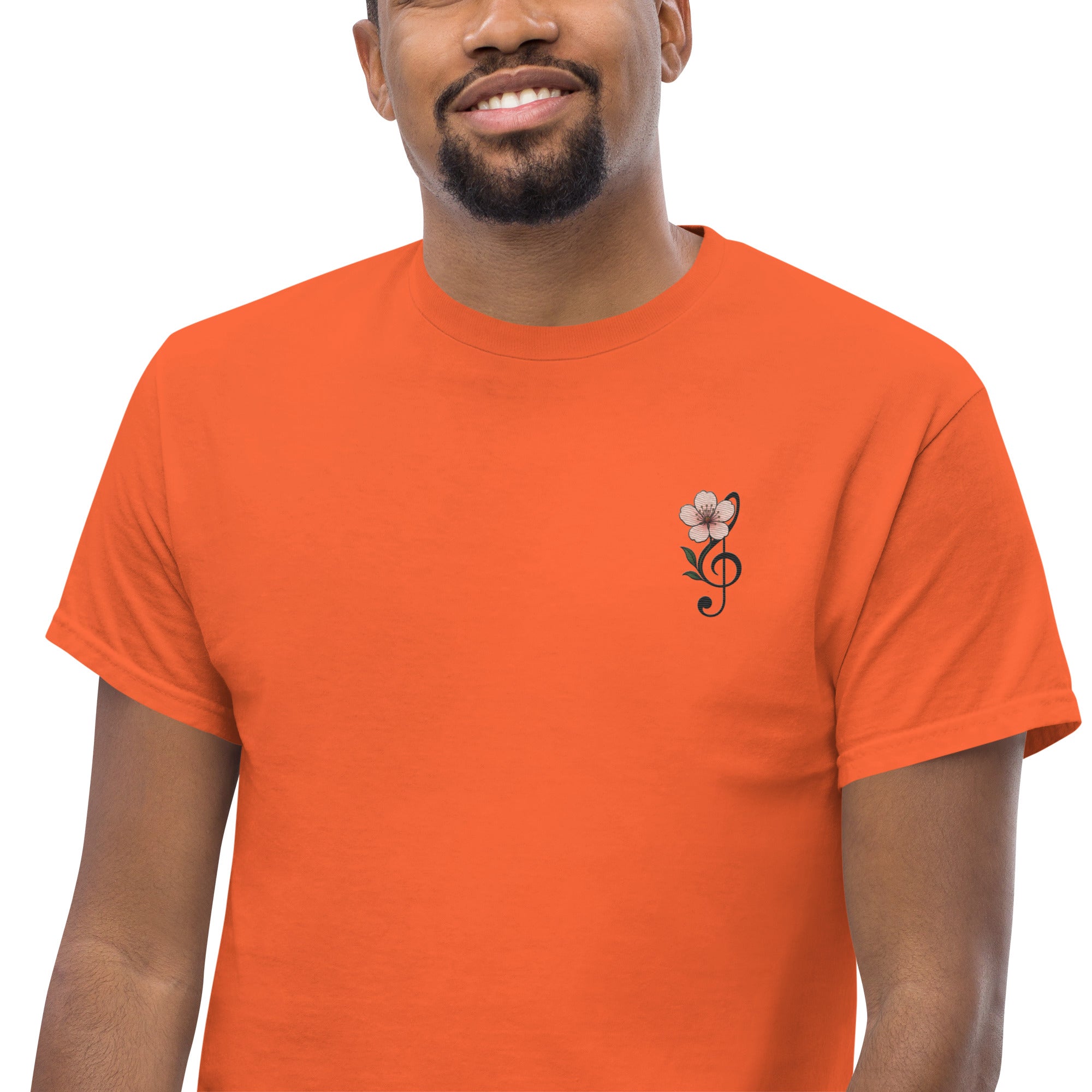 T-shirt Ricamata Unisex – 100% Cotone – Stile Streetwear e Confortevole – Fiore di Ciliegio