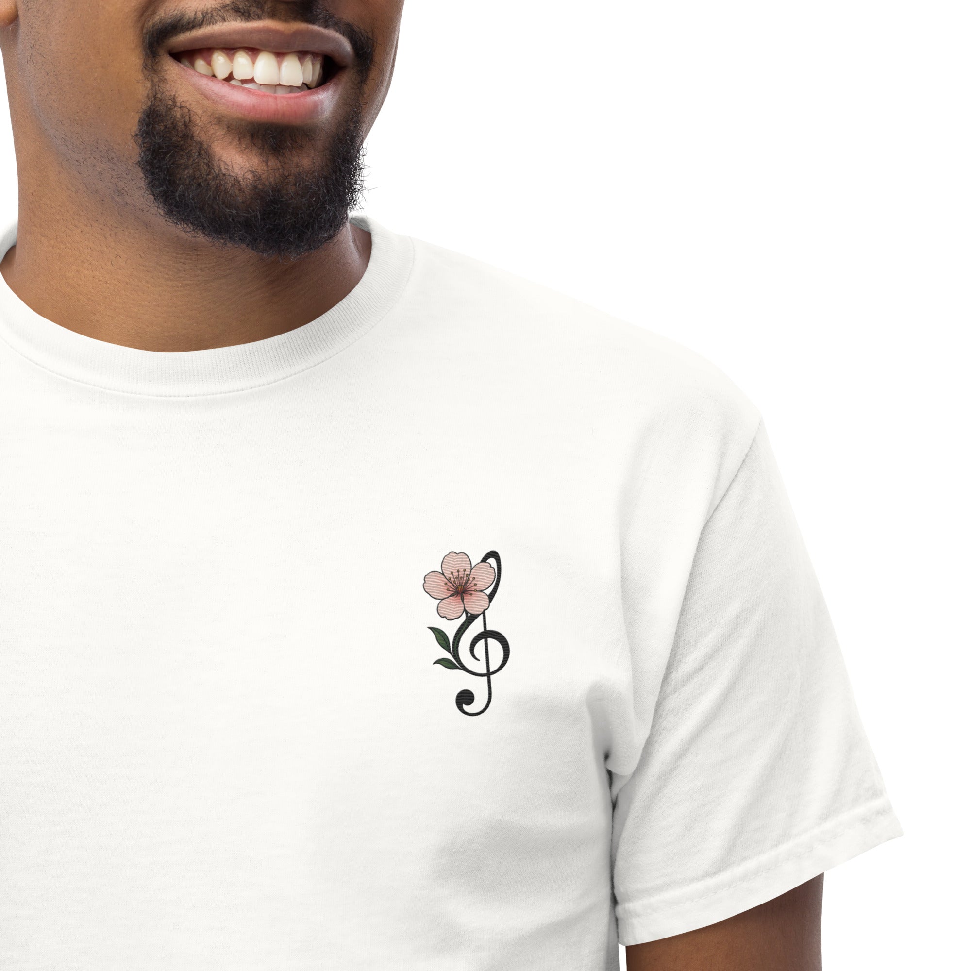 T-shirt Ricamata Unisex – 100% Cotone – Stile Streetwear e Confortevole – Fiore di Ciliegio