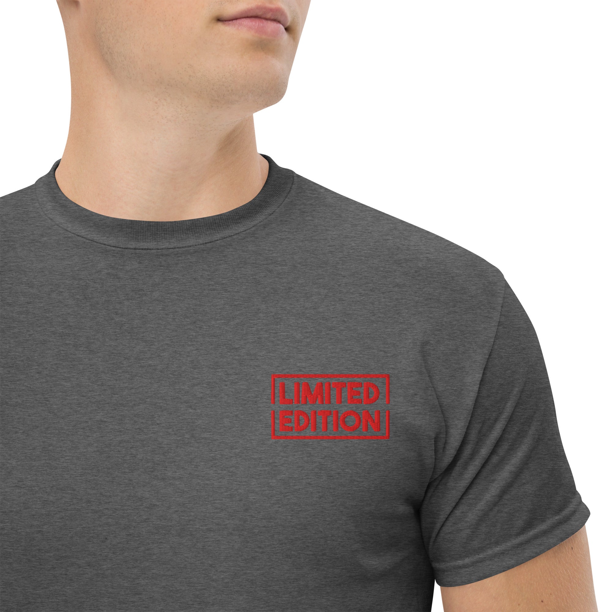T-shirt Ricamata Unisex – 100% Cotone – Stile Streetwear e Confortevole – Limited Edition Minimal