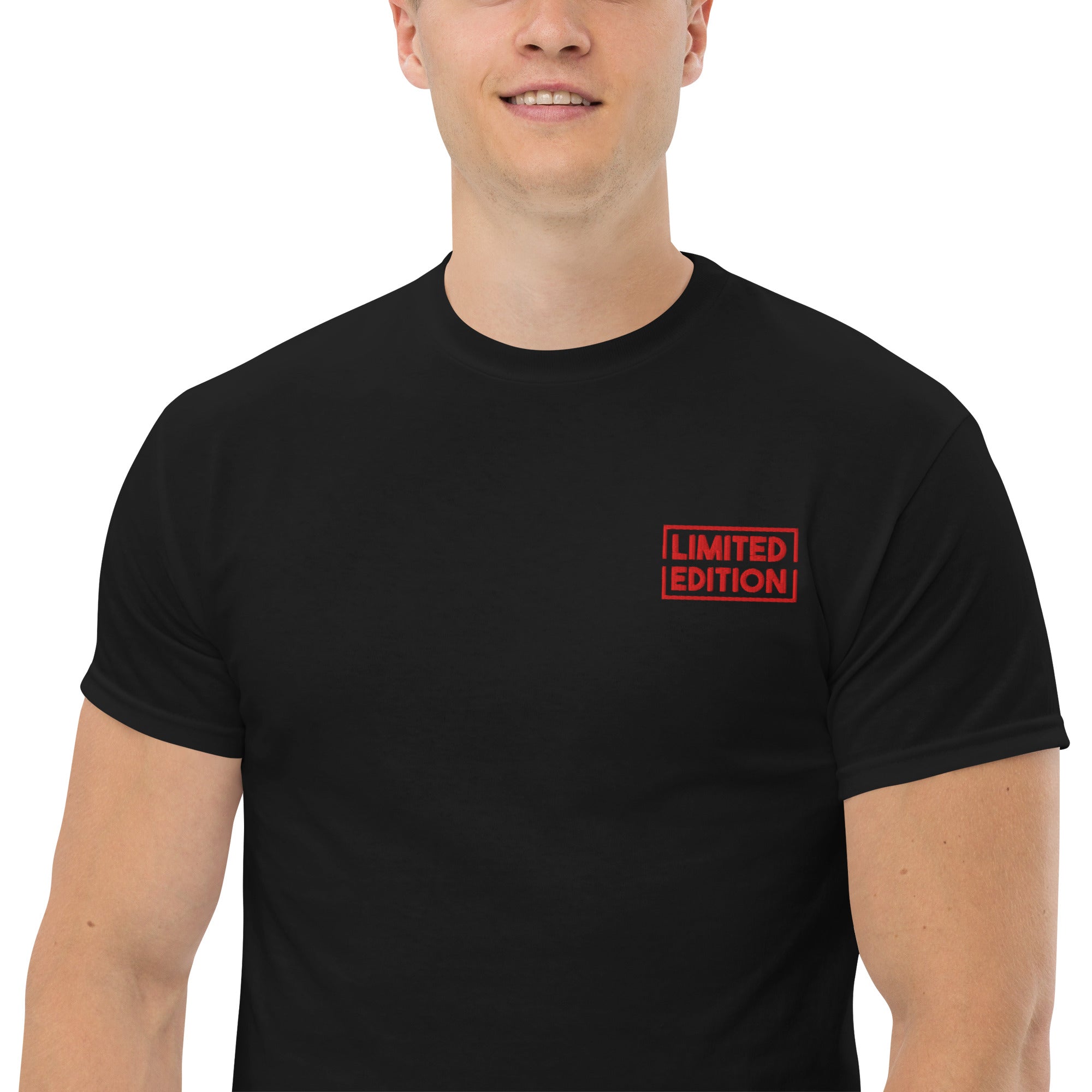 T-shirt Ricamata Unisex – 100% Cotone – Stile Streetwear e Confortevole – Limited Edition Minimal