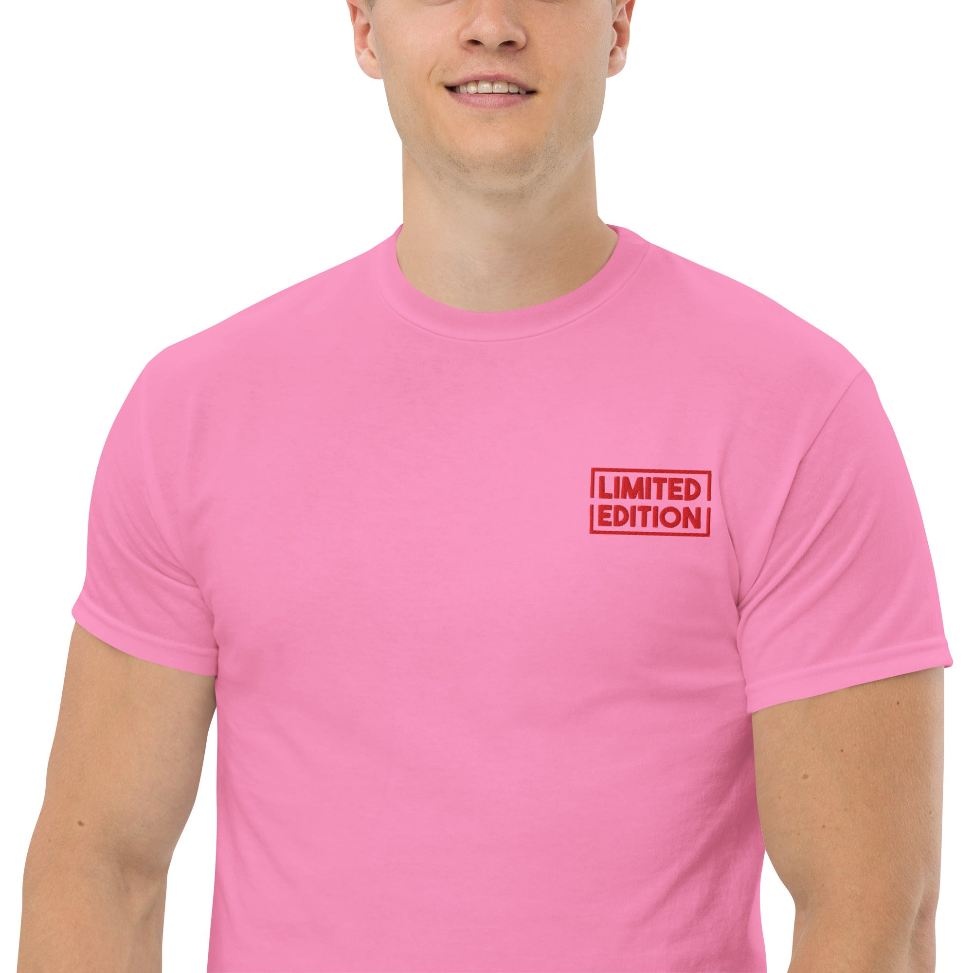 T-shirt Ricamata Unisex – 100% Cotone – Stile Streetwear e Confortevole – Limited Edition Minimal