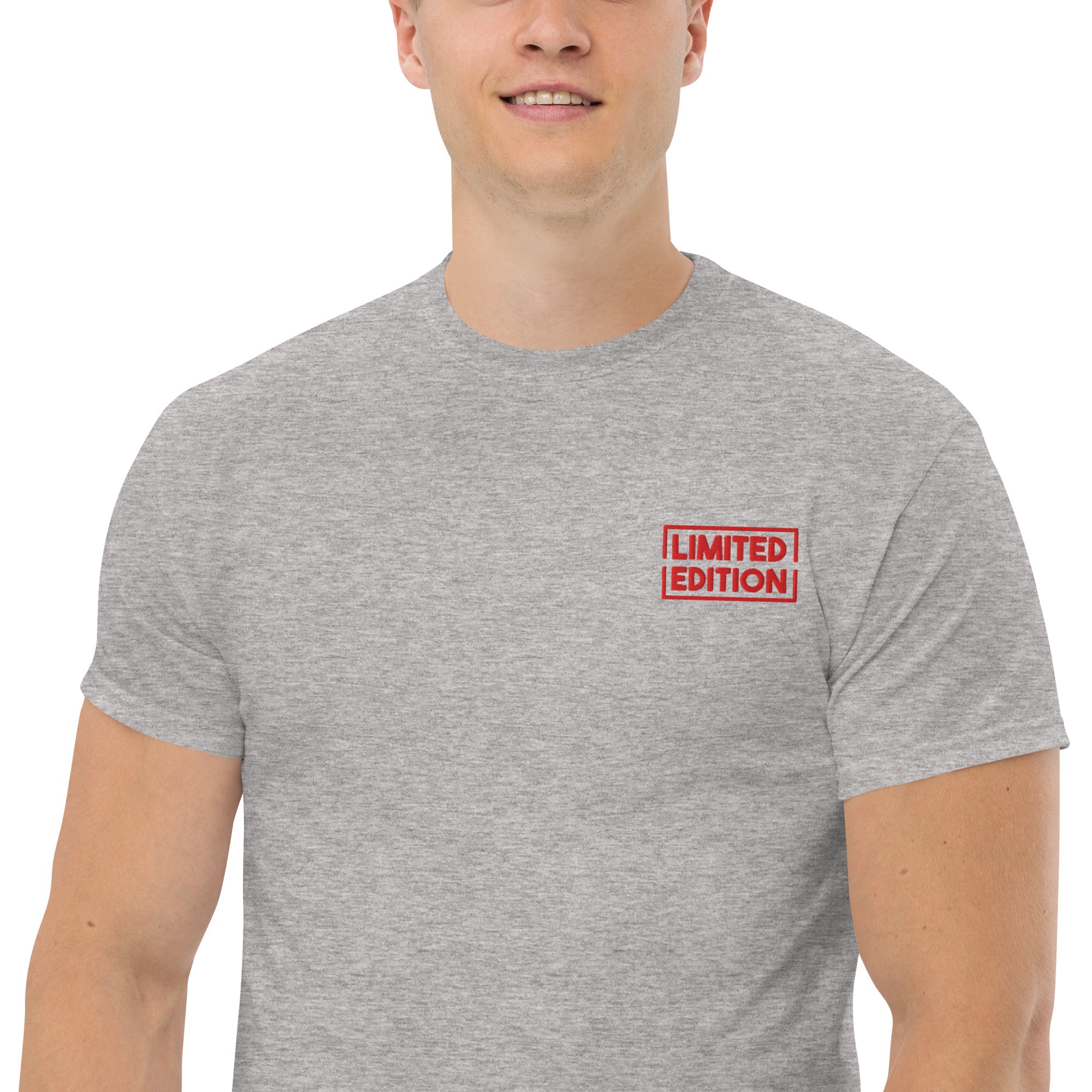 T-shirt Ricamata Unisex – 100% Cotone – Stile Streetwear e Confortevole – Limited Edition Minimal