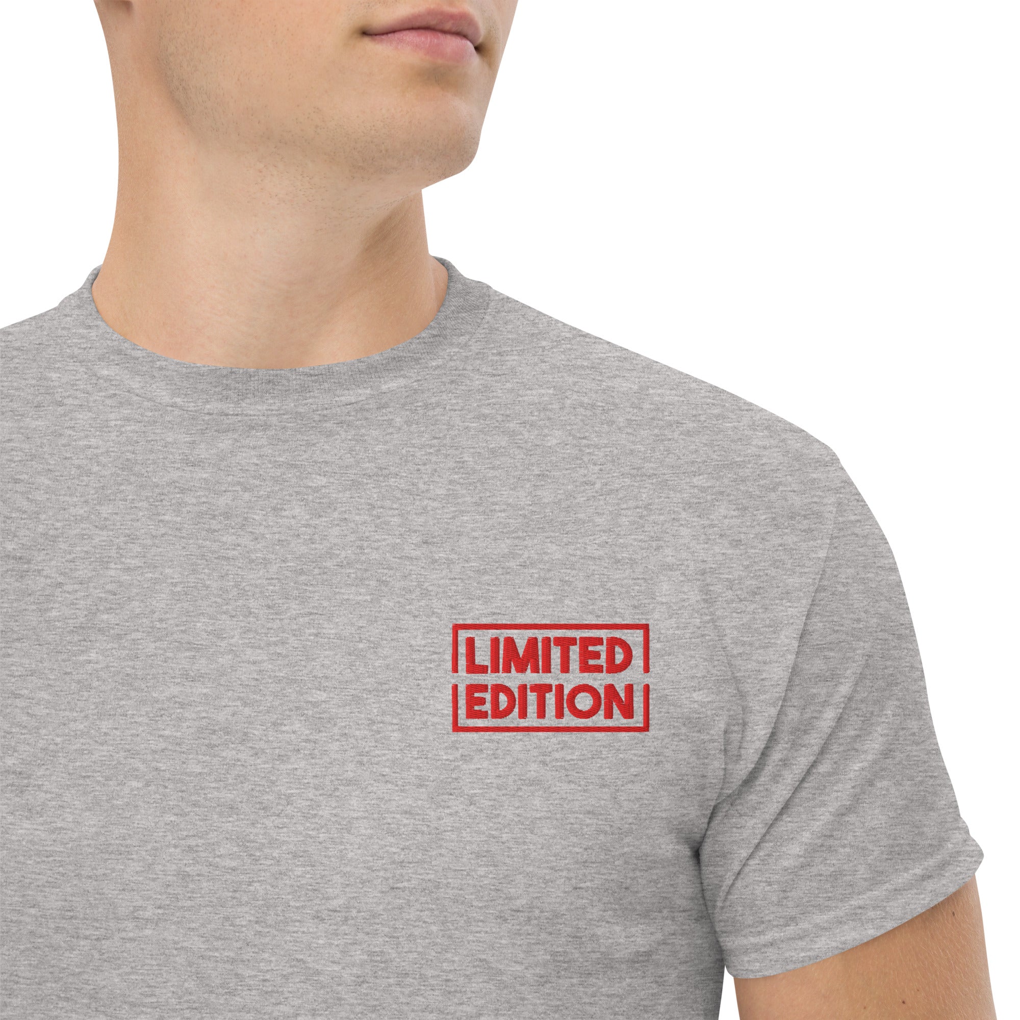 T-shirt Ricamata Unisex – 100% Cotone – Stile Streetwear e Confortevole – Limited Edition Minimal
