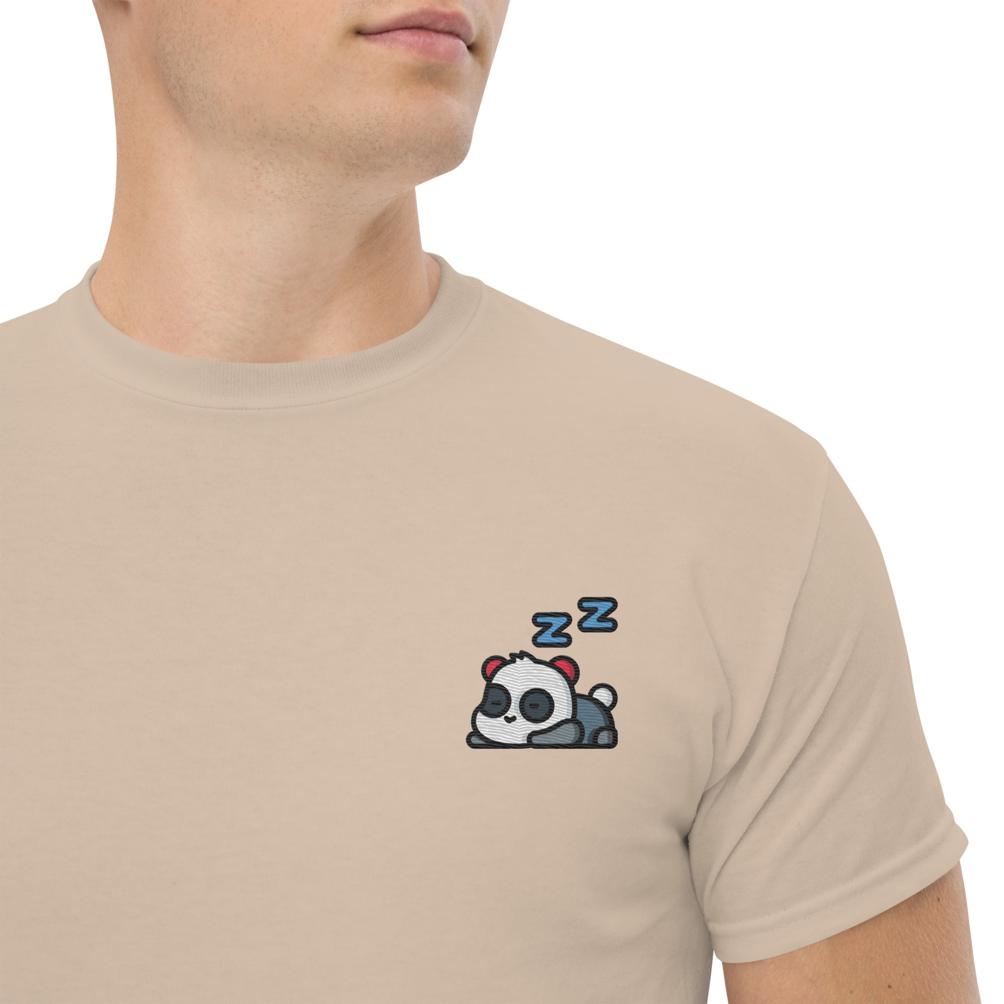 T-shirt Ricamata Unisex – 100% Cotone – Stile Streetwear e Confortevole – Panda Dormiglione