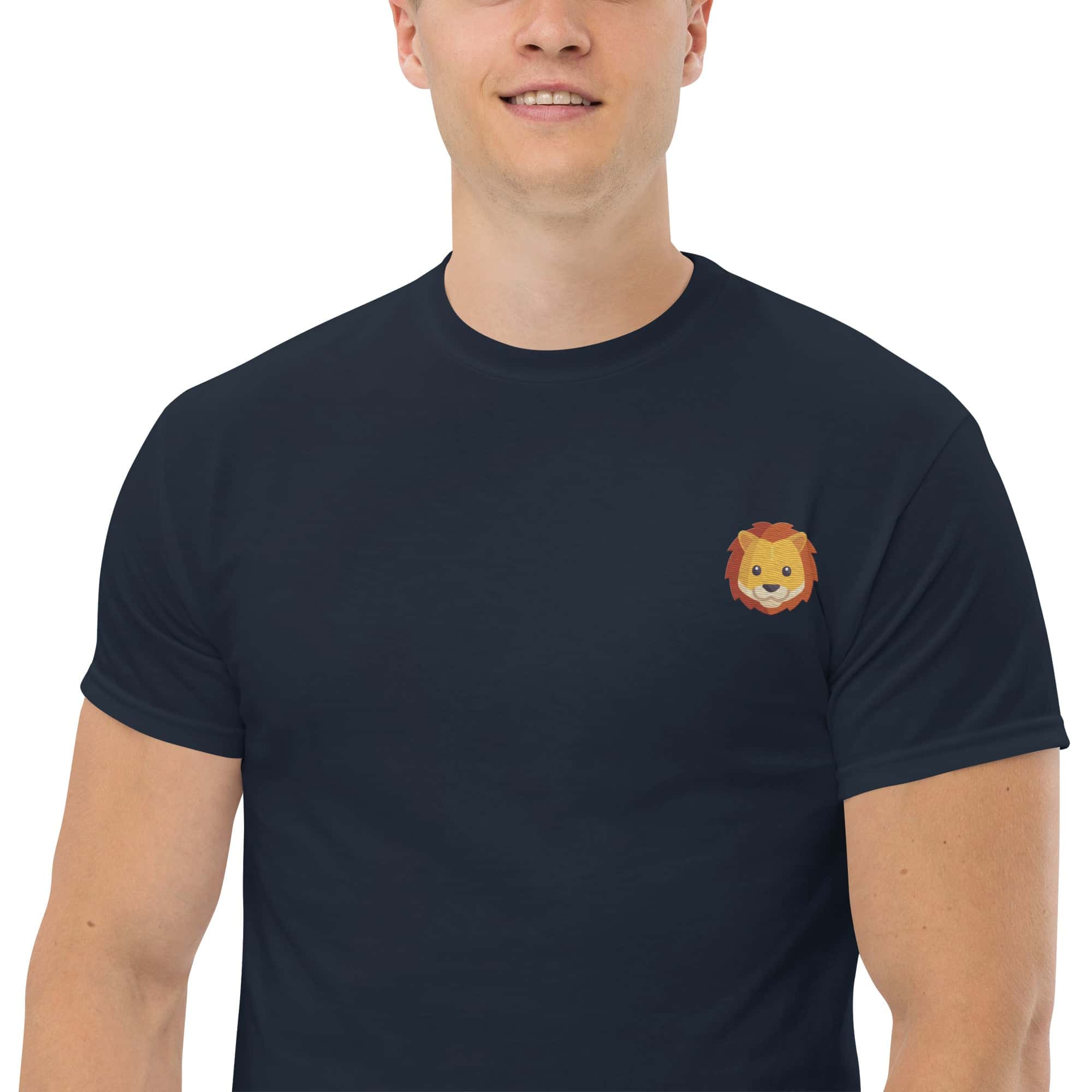 Ricamo Personalizzato - T-shirt Ricamata Unisex Leone-Biiply
