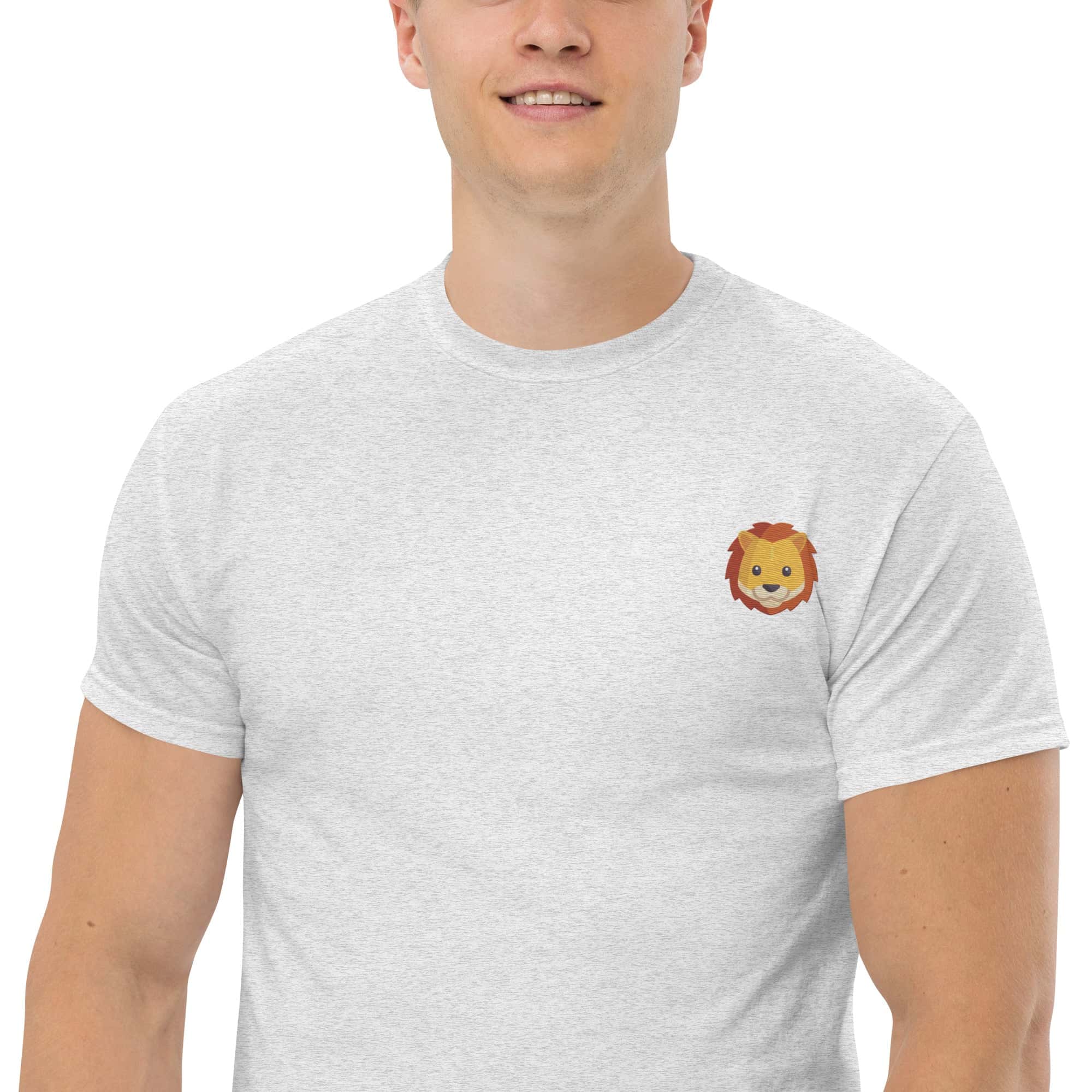 Ricamo Personalizzato - T-shirt Ricamata Unisex Leone-Biiply