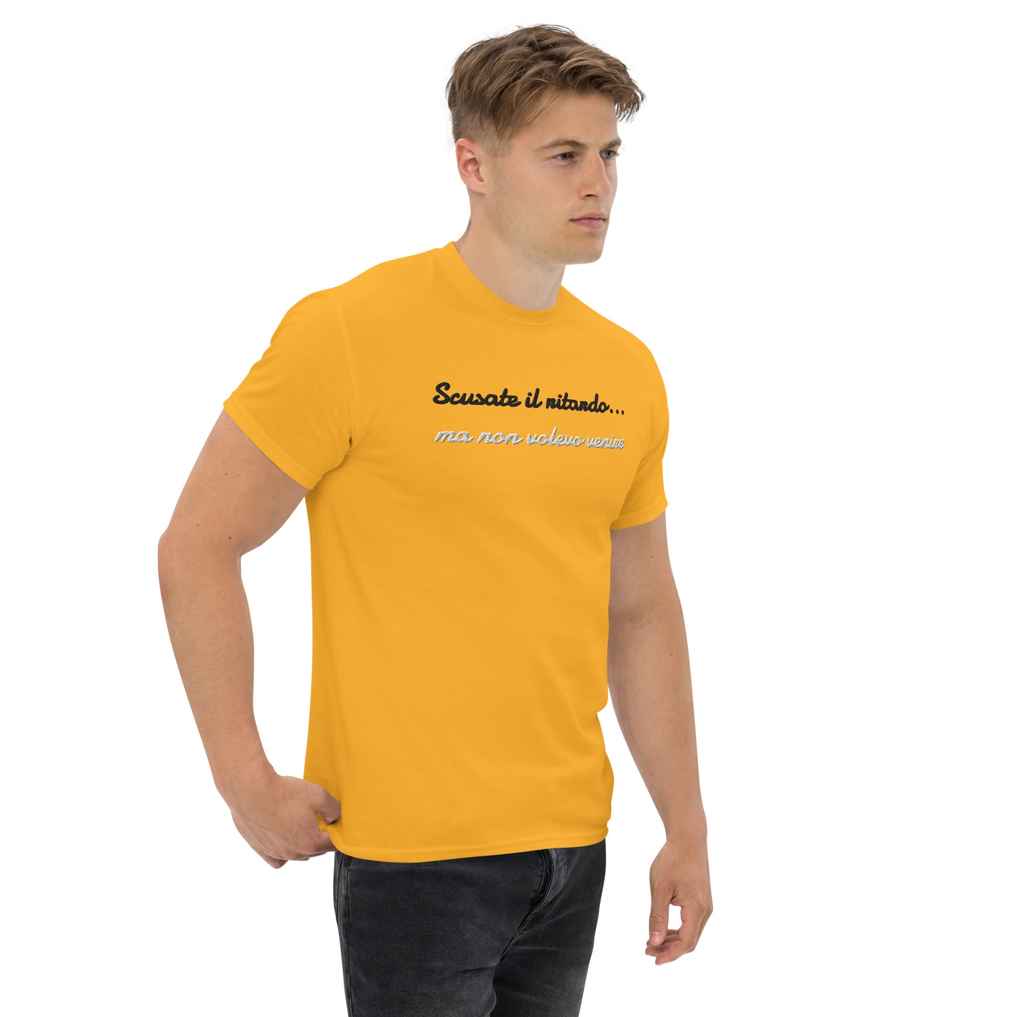 T-shirt Ricamata Unisex Scusate il ritardo ma non volevo venire-Ricamati-Biiply-Biiply