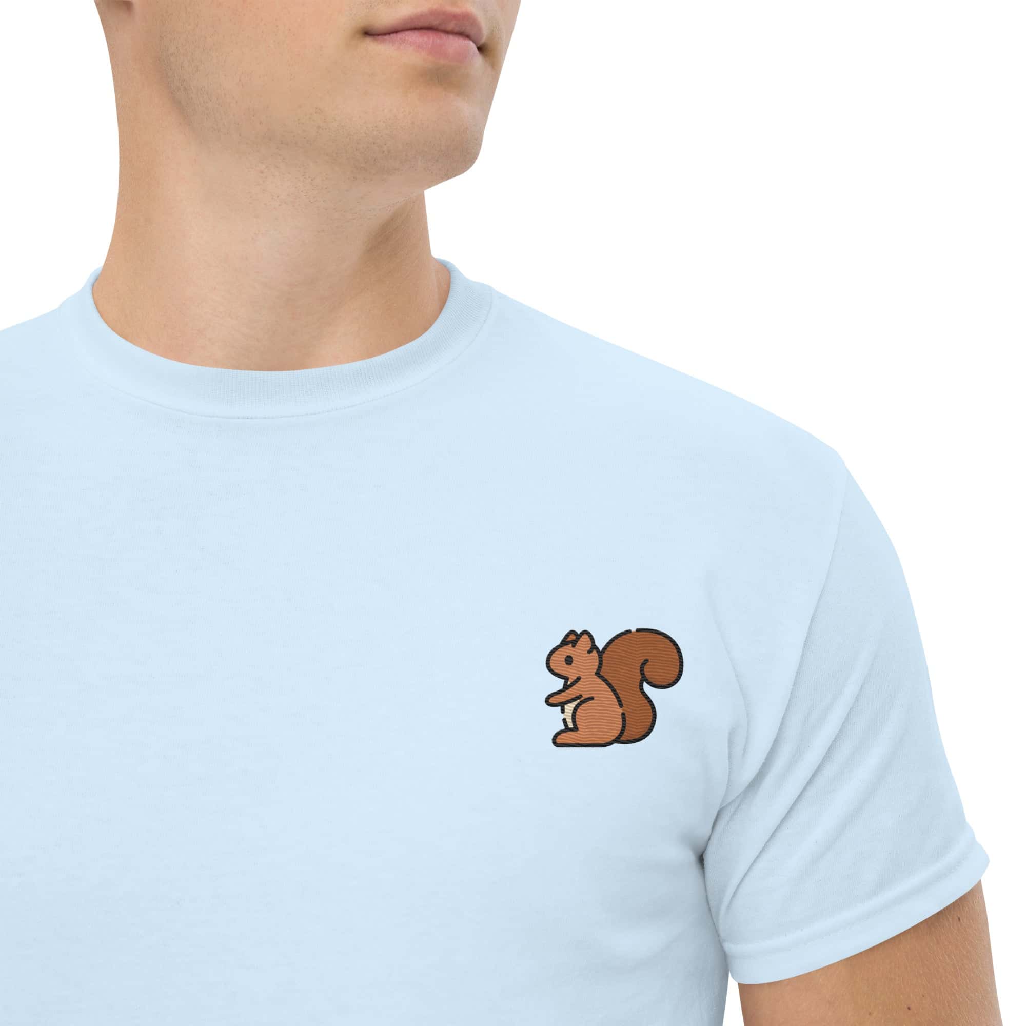 T-shirt Unisex Scoiattolo-Ricamati-Biiply-Blu Chiaro-S-Biiply