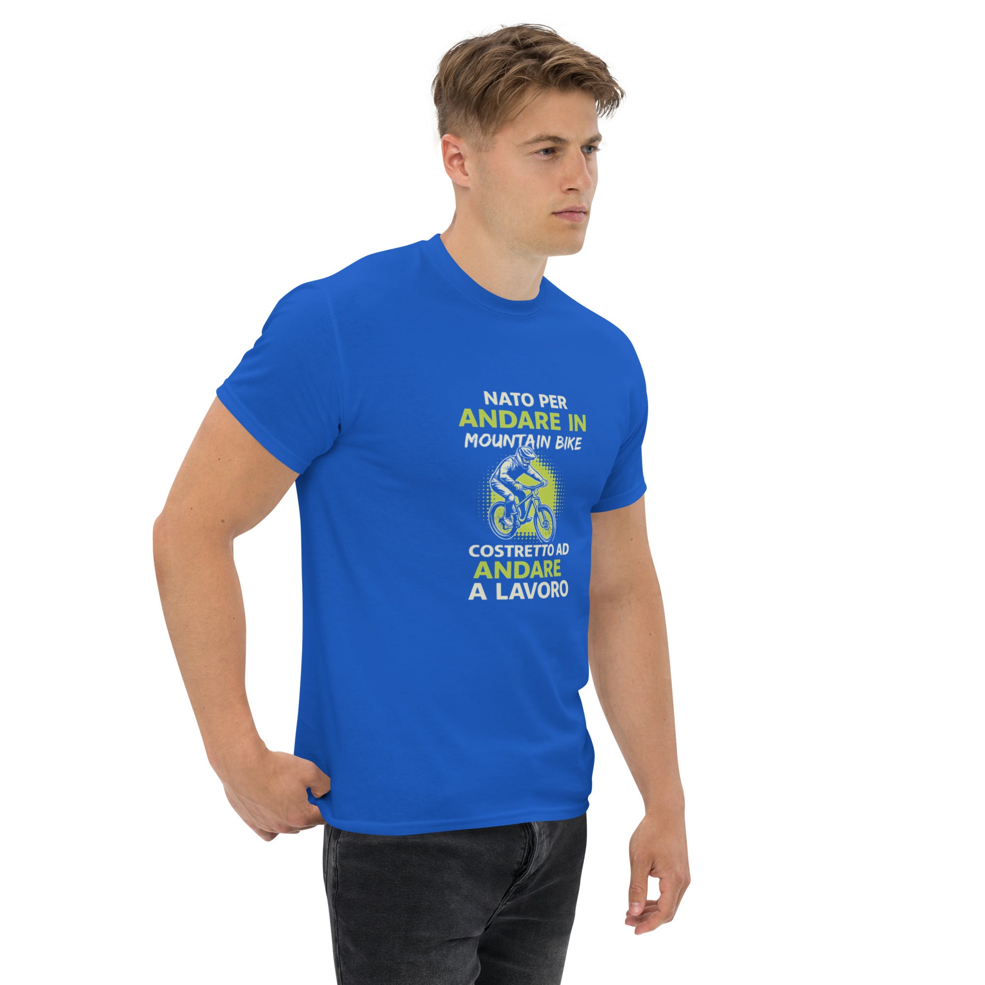 T-shirt Unisex Nato per Andare in Mountain Bike Costretto ad andare a Lavoro-DTG-Biiply-Biiply